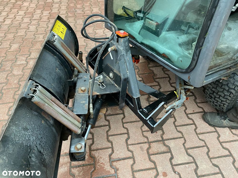 Kubota F2560 - 21