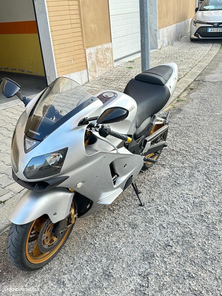 Kawasaki ZX ZX 12 R - 4
