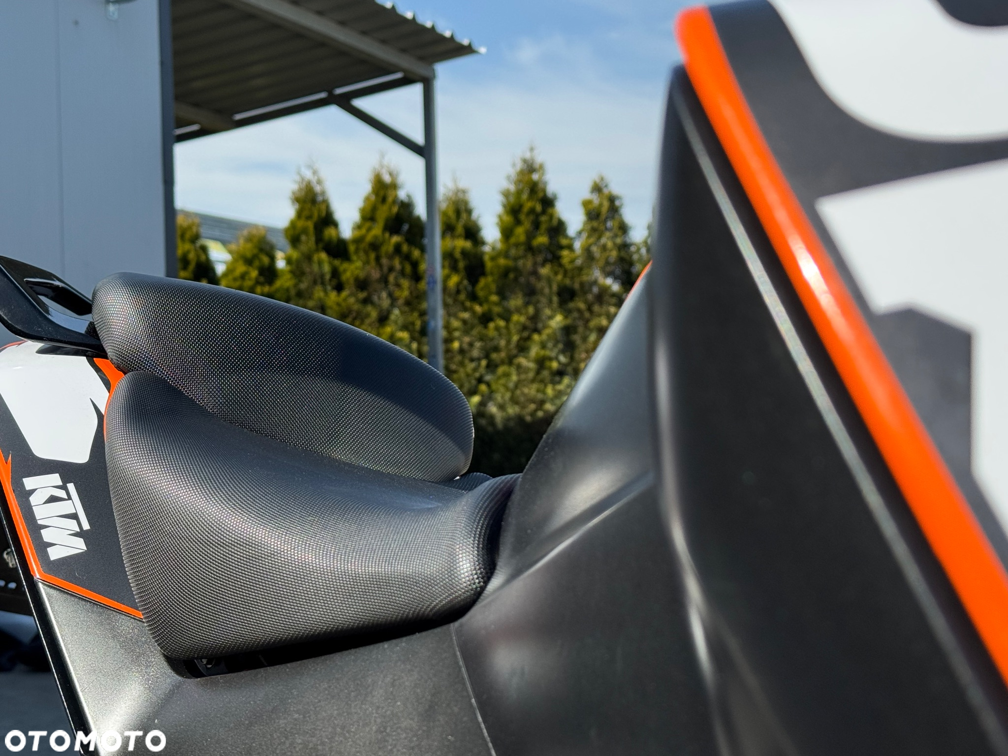 KTM Duke - 18