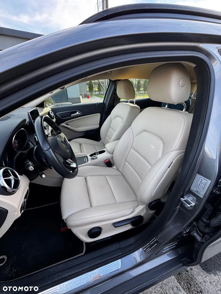 Mercedes-Benz GLA - 7