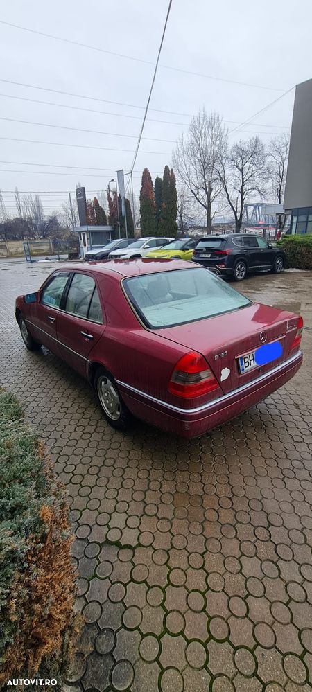 Mercedes-Benz C - 9