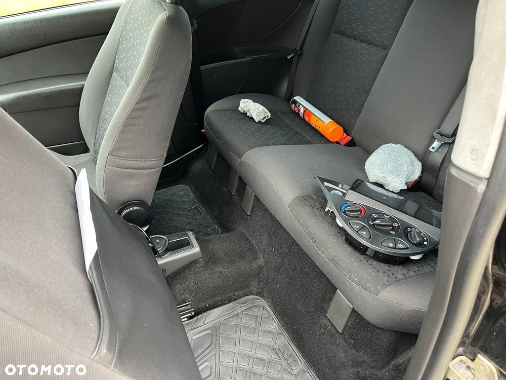 Ford Focus 1.8 TDCi FX - 6