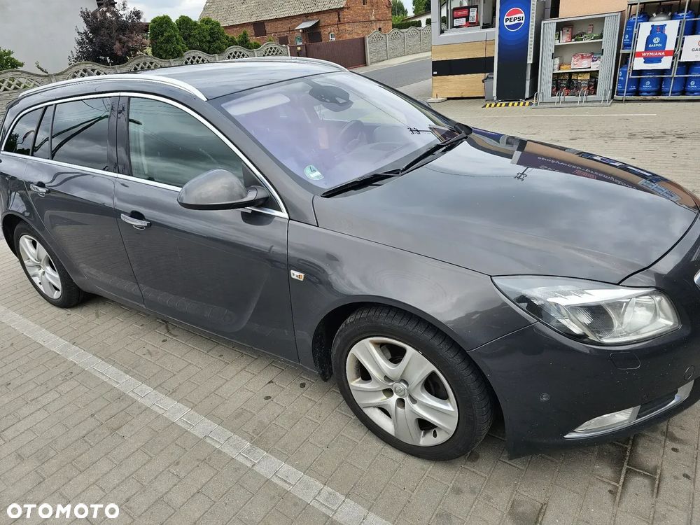 Opel Insignia - 1
