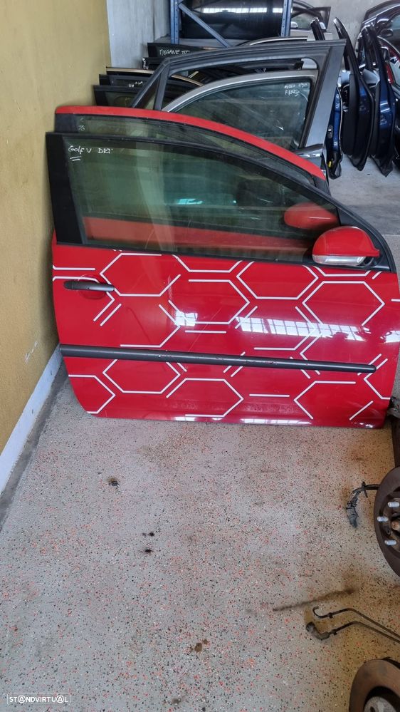 Porta Direita Vw Golf 5 de 3 portas - 1