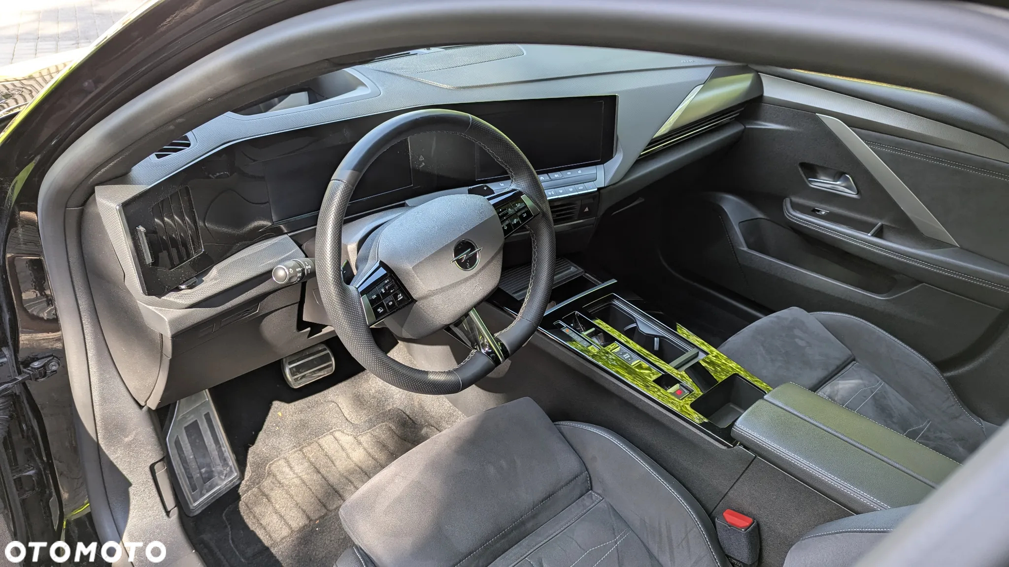 Opel Astra VI 1.2 T Ultimate S&S - 7