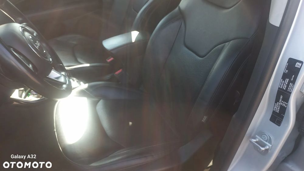 Jeep Compass 1.3 TMair Limited FWD S&S DDCT - 17