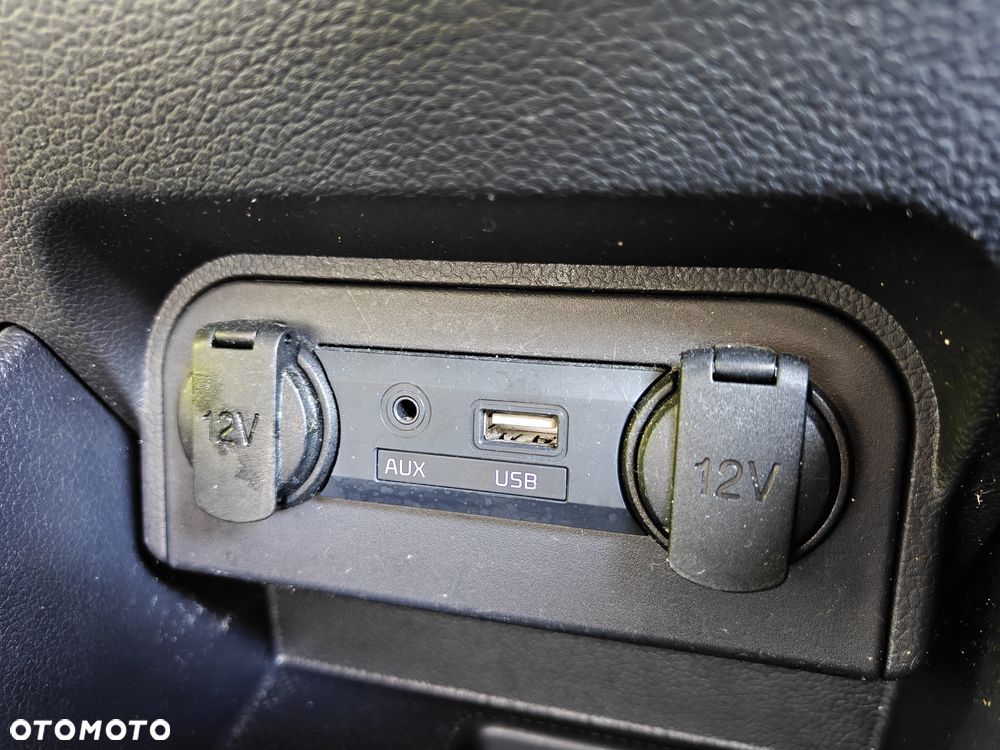Kia Rio - 29