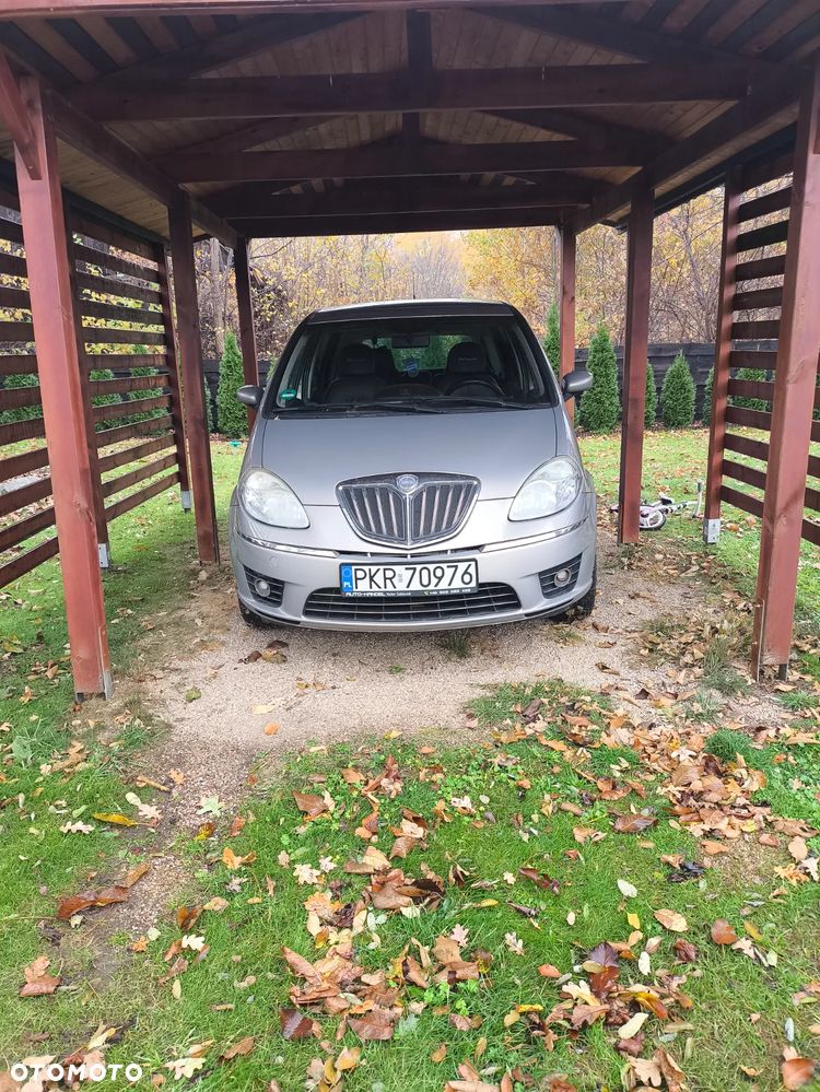 Lancia Musa 1.4 16v Platino - 2