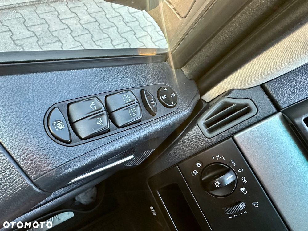 Mercedes-Benz Viano 3.0 CDI Ambiente - 35