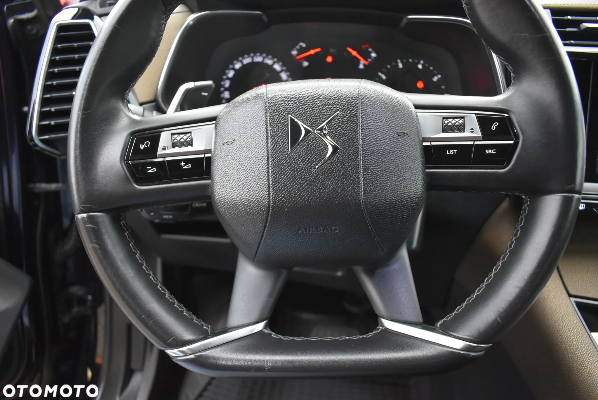 DS Automobiles DS 7 Crossback 1.5 BlueHDi Bastille - 23
