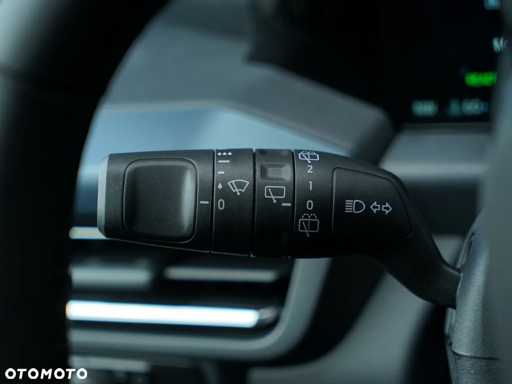 Ford Tourneo Custom 2.5 PHEV CVT 340 L2 Titanium - 32