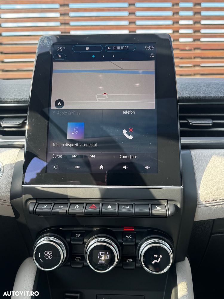 Renault Captur PHEV 160 Engineered - 37