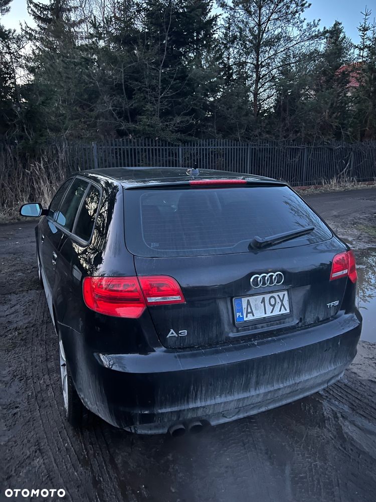 Audi A3 Sportback - 2