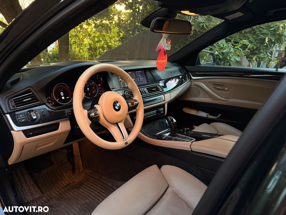 BMW Seria 5 525d xDrive AT - 18