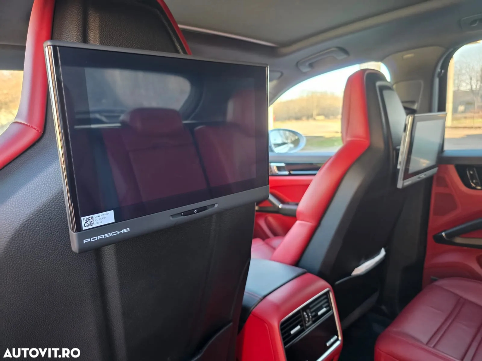 Porsche Cayenne - 34
