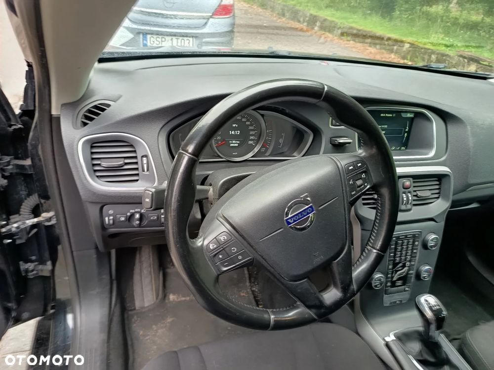 Volvo V40 D2 Base - 6