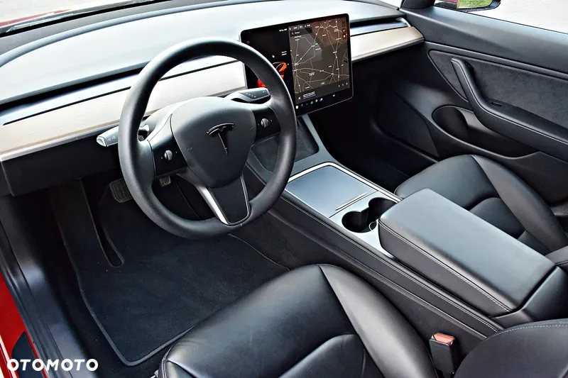 Tesla Model 3 Langstreckenbatterie Allradantrieb Dual Motor - 23