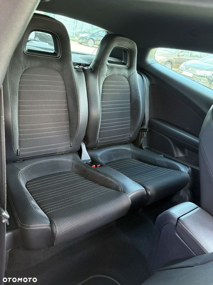 Volkswagen Scirocco - 13