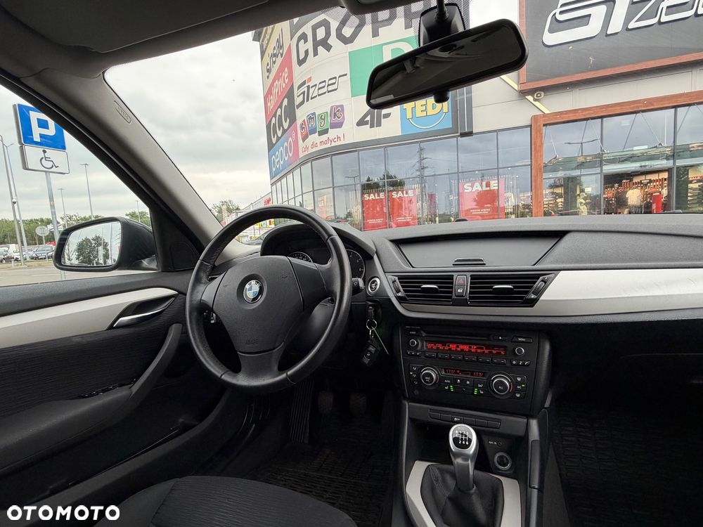 BMW X1 sDrive18i - 9
