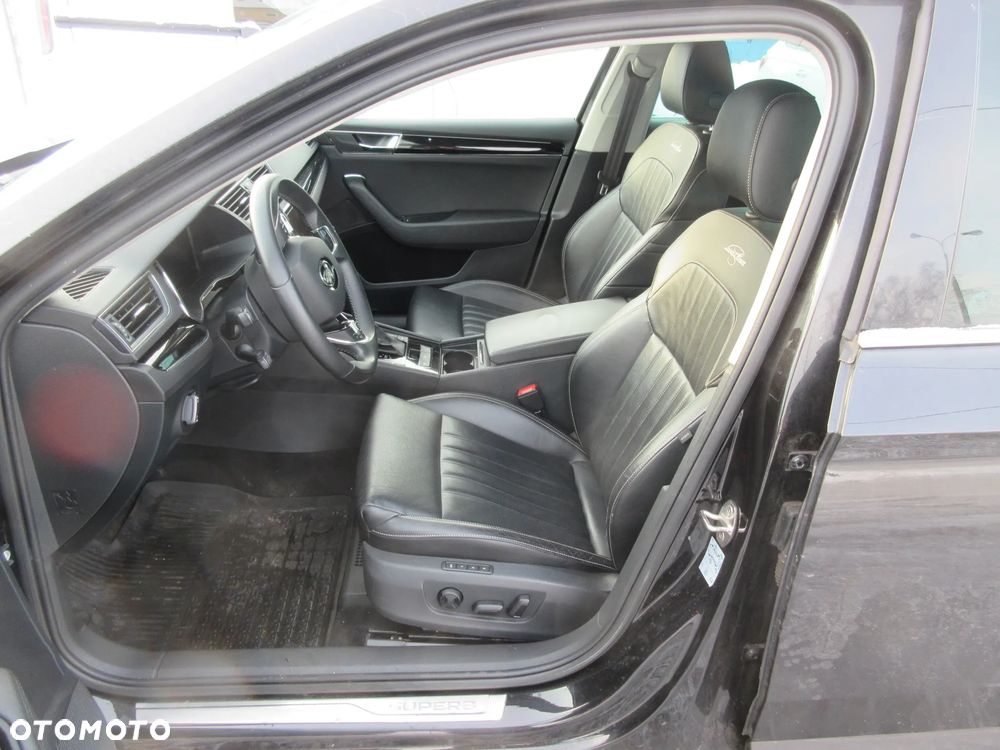 Skoda Superb 2.0 TDI SCR 4x4 L&K DSG - 6