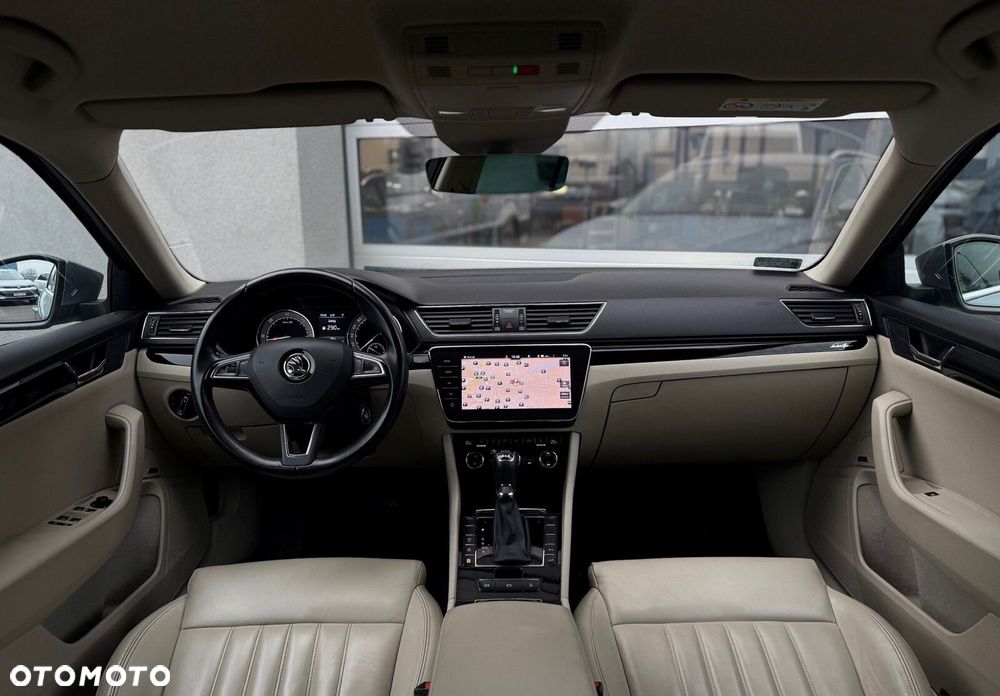 Skoda Superb 2.0 TDI 4x4 L&K DSG - 12