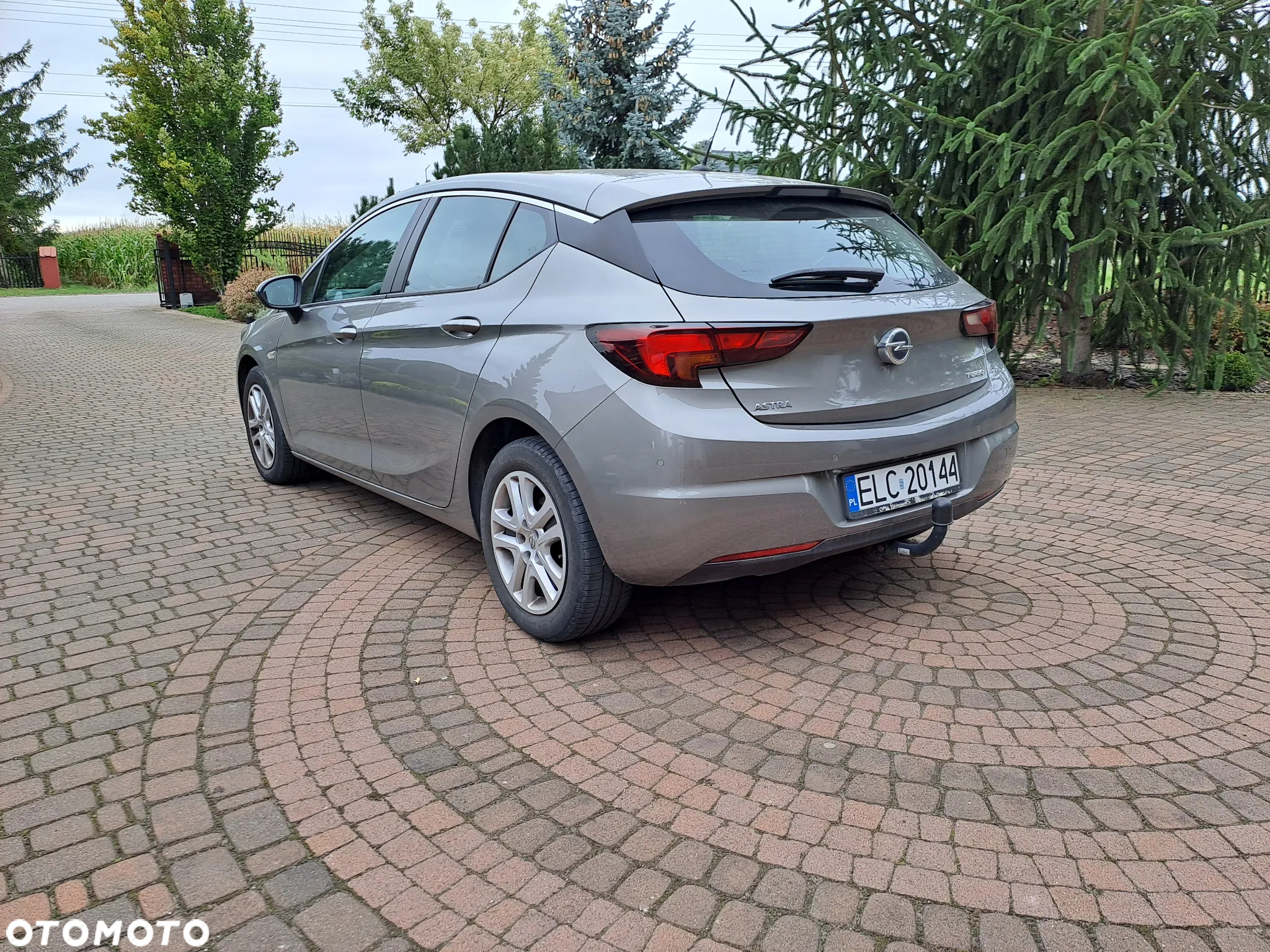 Opel Astra V 1.4 T Enjoy - 10