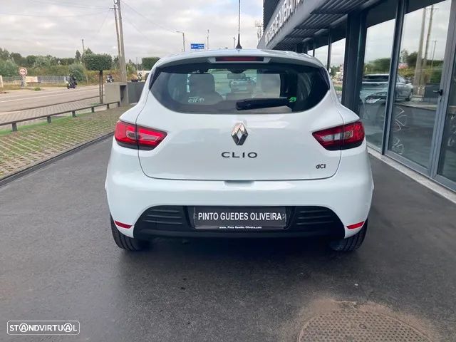 Renault Clio 1.5 dCi Dynamique S - 9