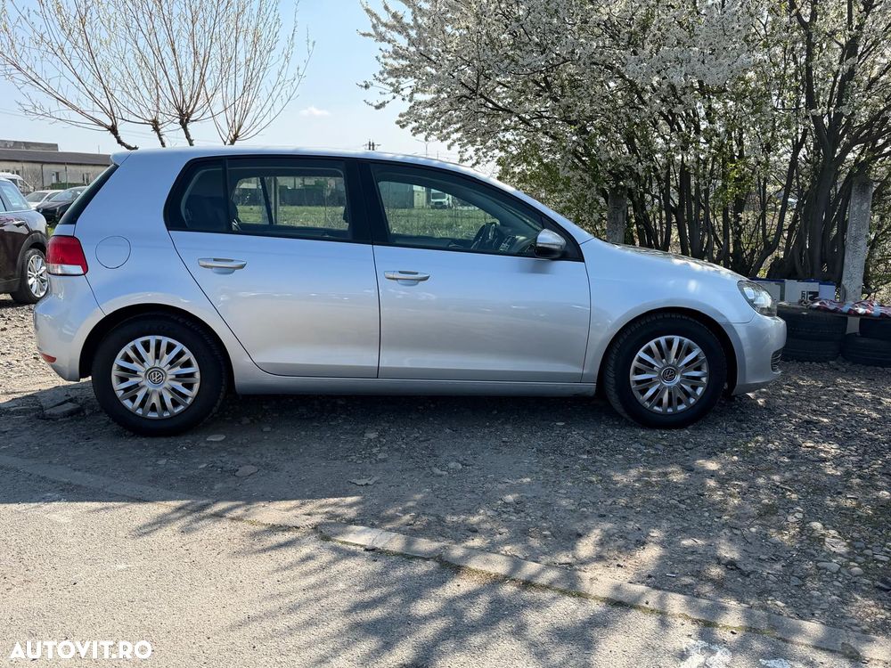 Volkswagen Golf 2.0 TDI DPF Edition - 3