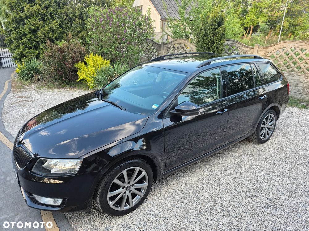 Skoda Octavia 1.6 TDI DPF Ambiente - 11