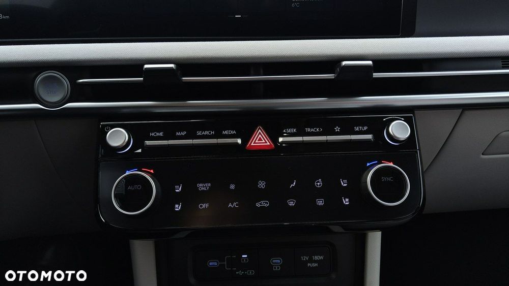 Hyundai Tucson - 24