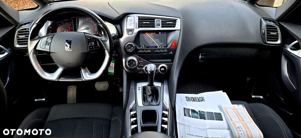 DS Automobiles DS 5 - 9