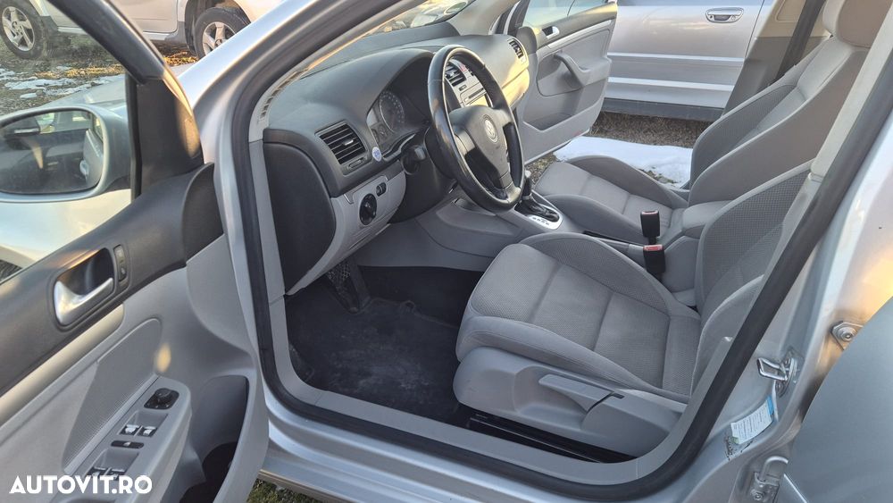 Volkswagen Golf 1.6 FSI Automatik Sportline - 7