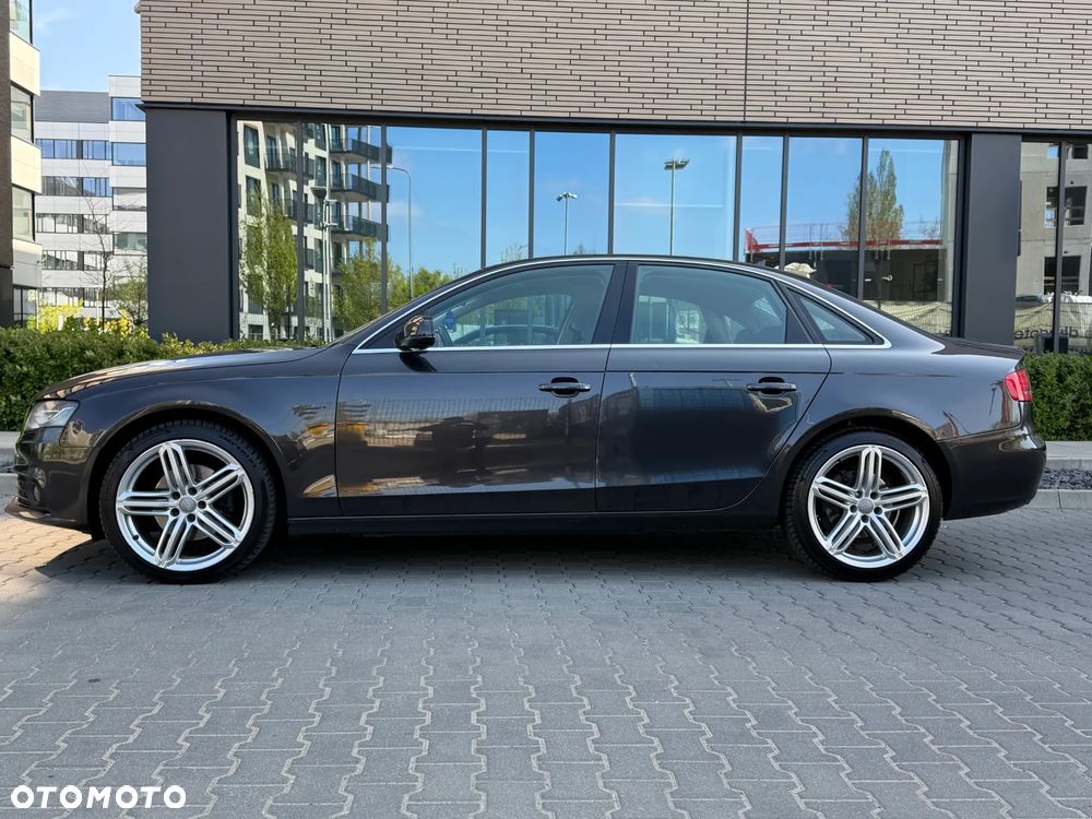 Audi A4 Limousine 2.0 TDI DPF multitronic Ambition - 3