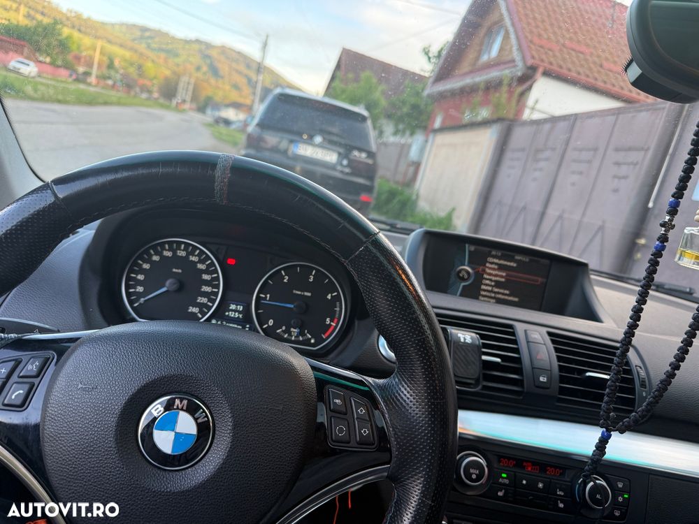 BMW Seria 1 120d - 8