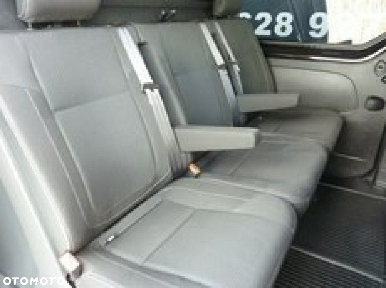Nissan NV300 - 14