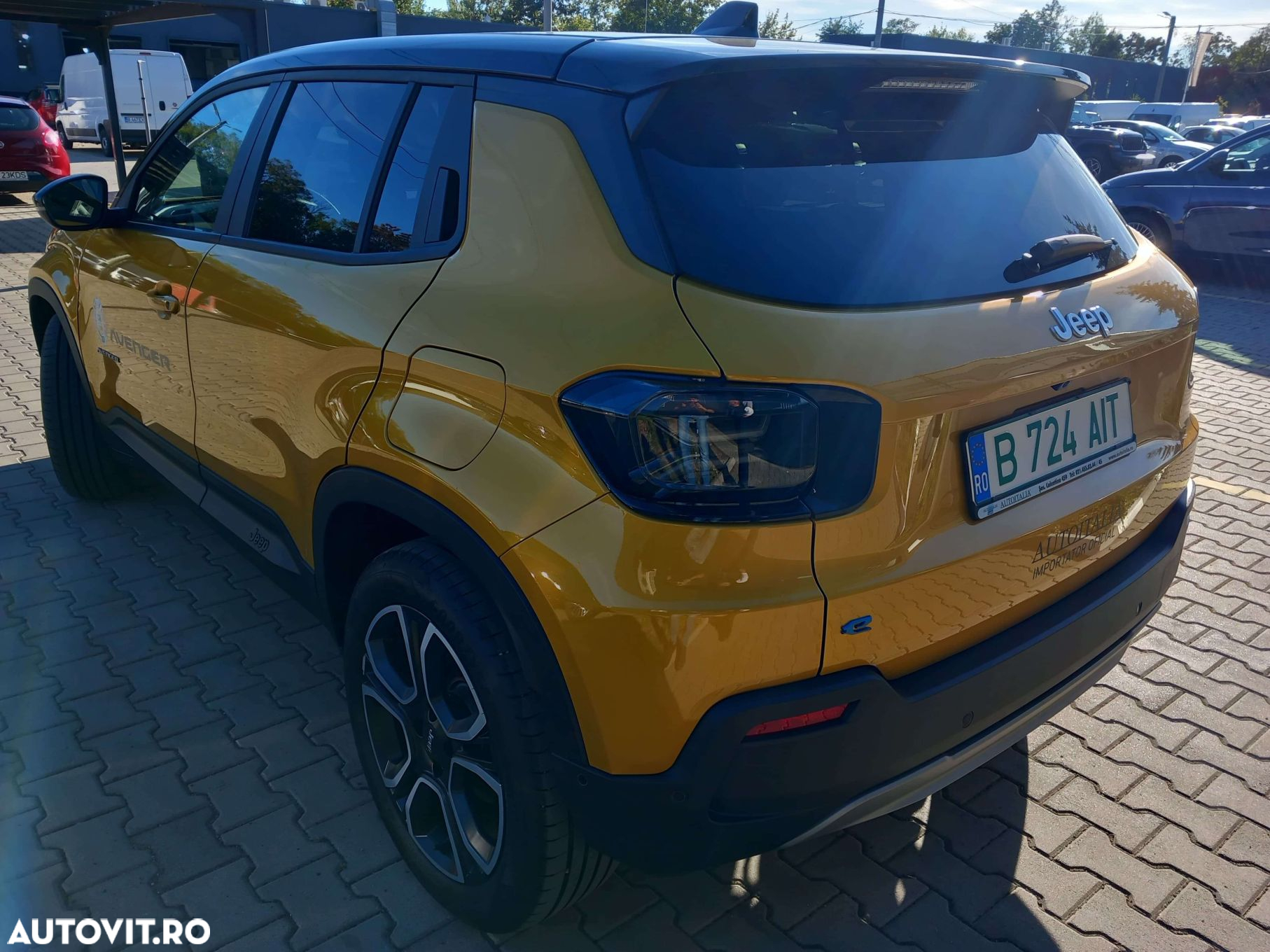 Jeep Avenger 54 kWh BEV 156 CP Summit - 6