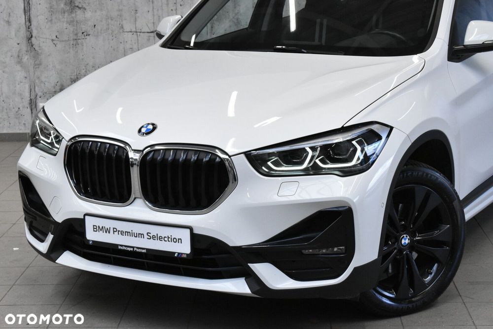 BMW X1 xDrive18d Sport Line - 25