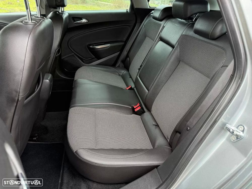 Opel Astra Sports Tourer 1.7 CDTi Cosmo - 19