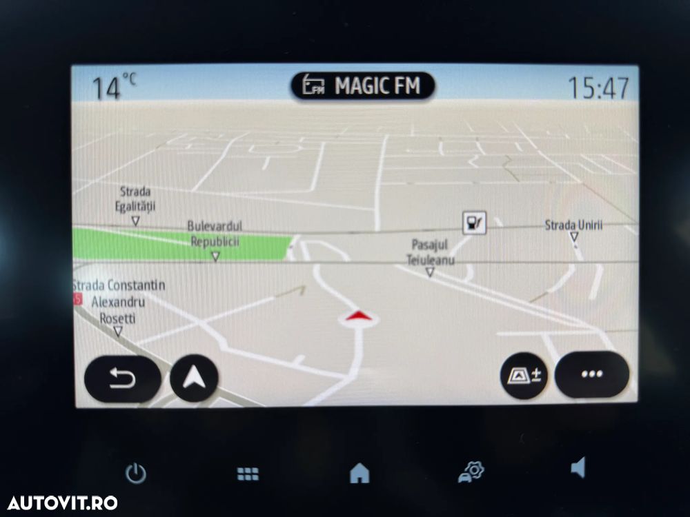 Renault Megane BLUE dCi 115 EDC TECHNO - 19