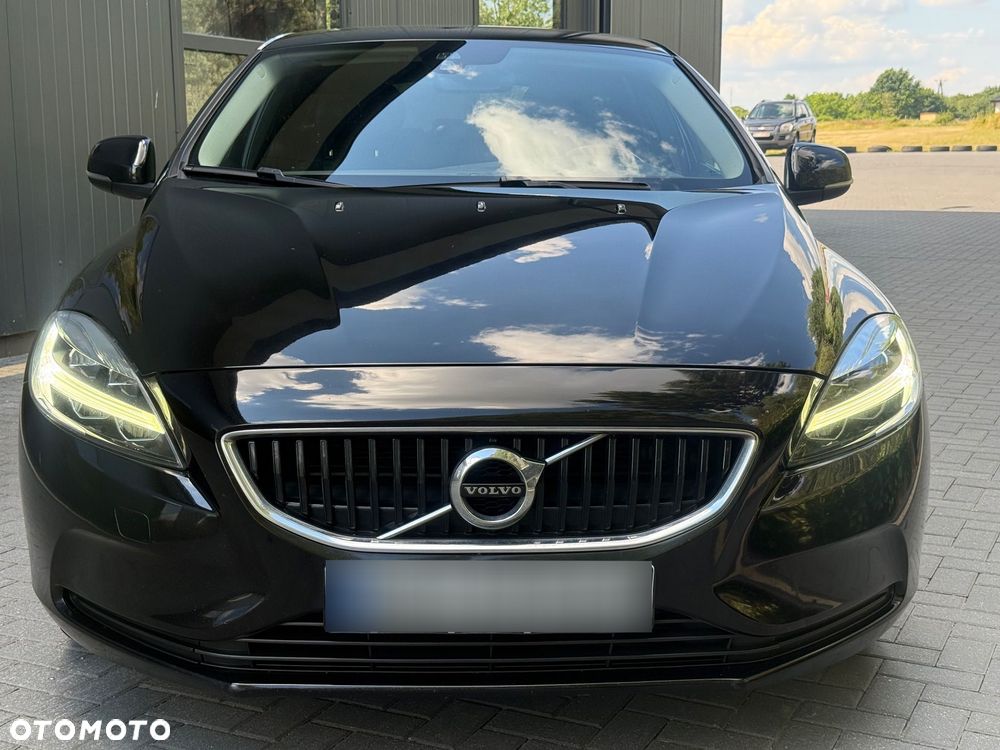 Volvo V40 - 23