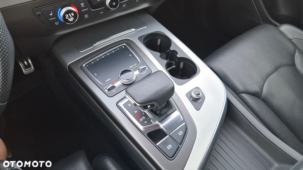 Audi Q7 - 21