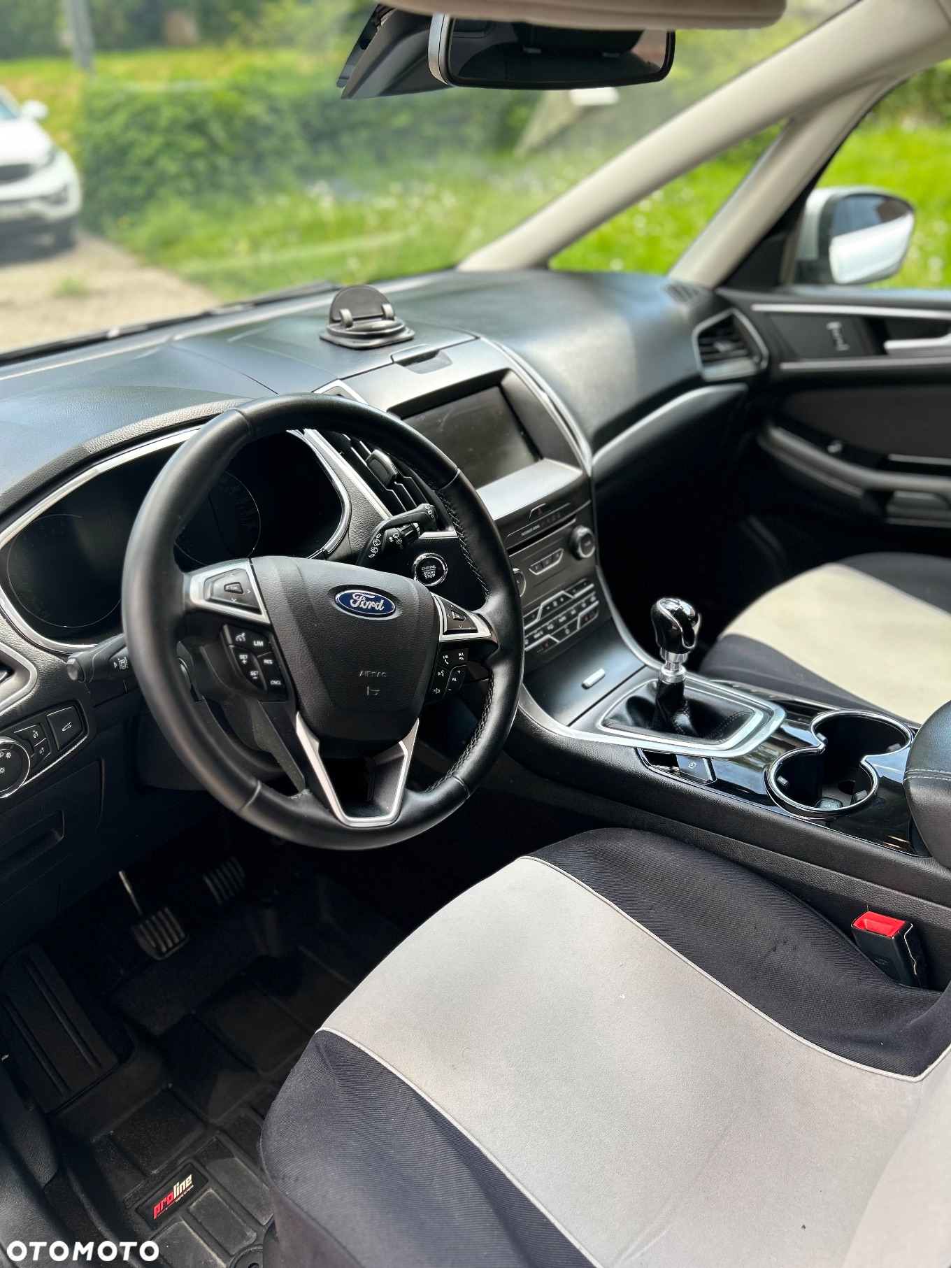 Ford S-Max - 4