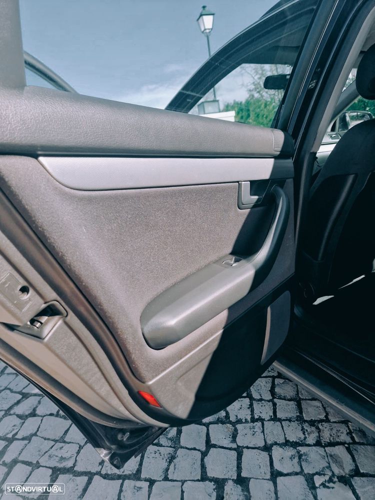 Audi A4 Avant 1.9 TDI m6 - 10