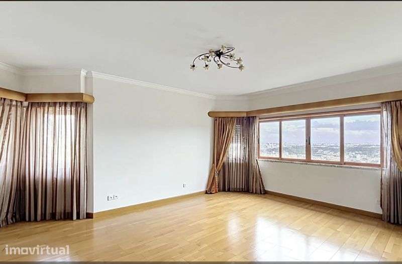 Vende - se T3 Ramada - Grande imagem: 4/7
