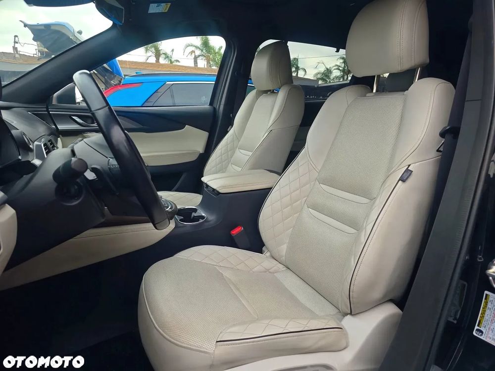 Mazda CX-9 - 8