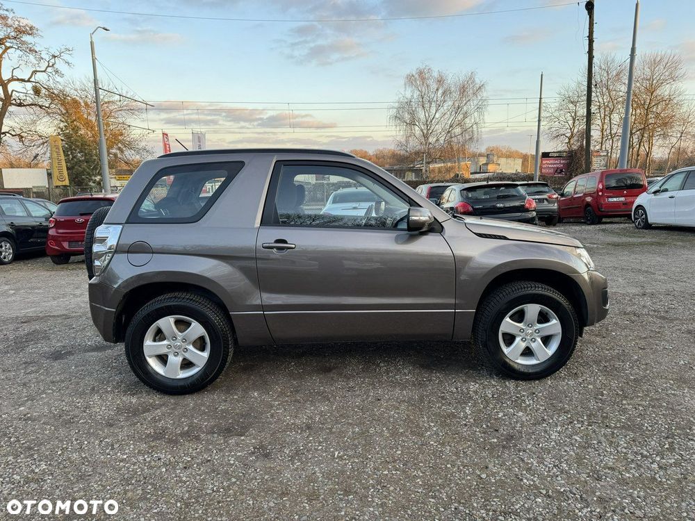 Suzuki Grand Vitara - 28