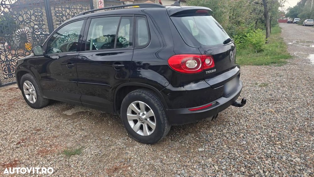 Volkswagen Tiguan - 5