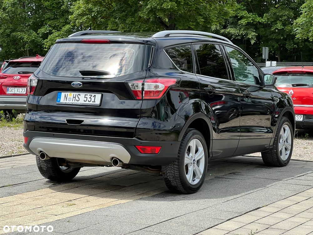 Ford Kuga 2.0 TDCi 4x2 Titanium - 11