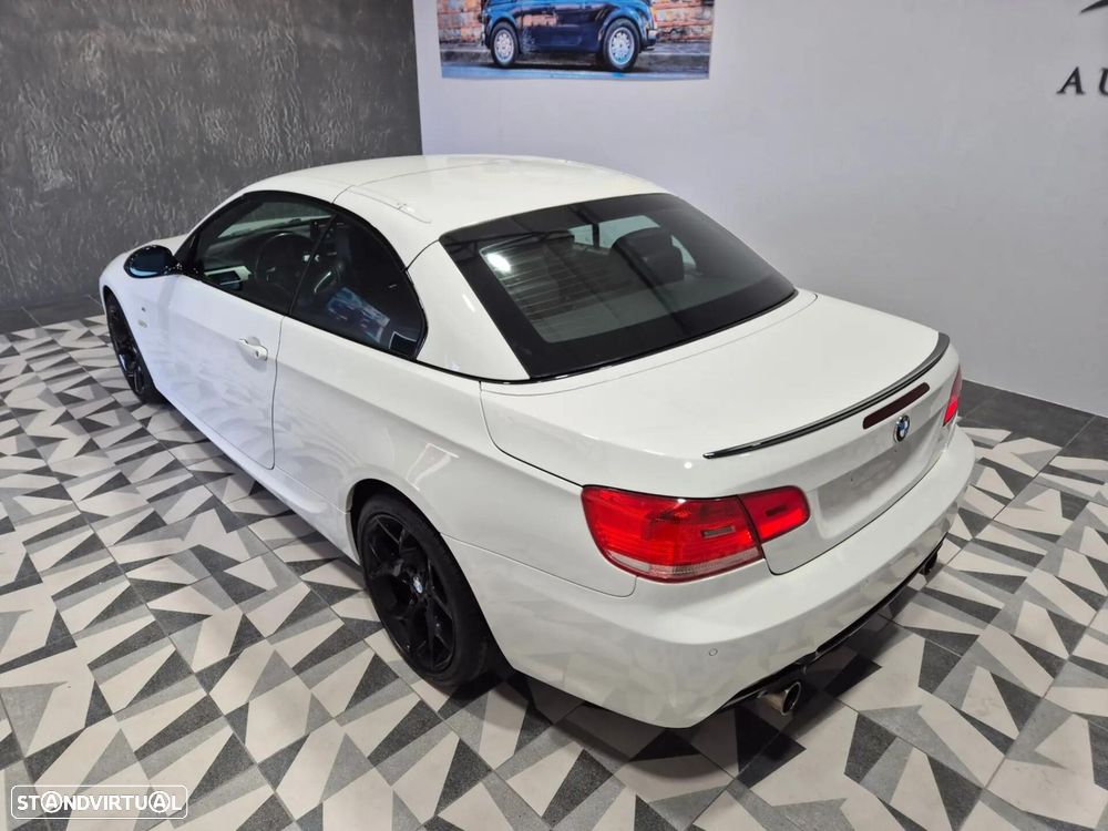 BMW 320 i Cabrio - 8