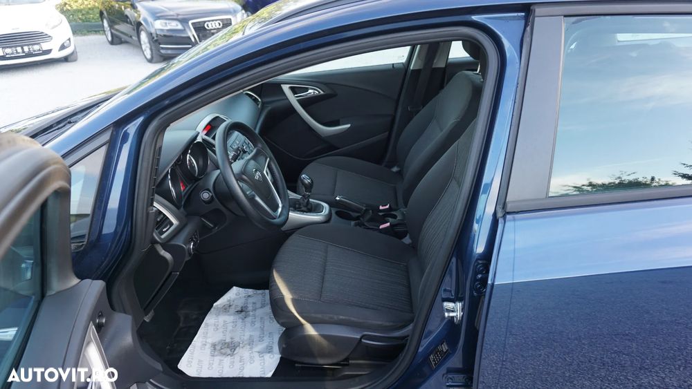 Opel Astra 2.0 CDTI DPF Innovation - 6